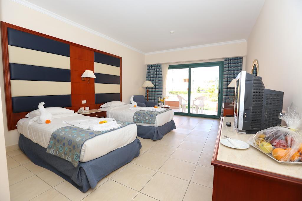 Rehana Sharm Resort - Aquapark & Spa - Couples And Family Only -Premium Ultra All-Inclusive 24H Rum bild