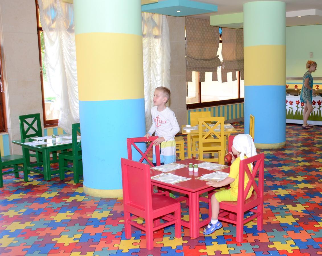 Rehana Sharm Resort - Aquapark & Spa - Couples And Family Only -Premium Ultra All-Inclusive 24H Exteriör bild